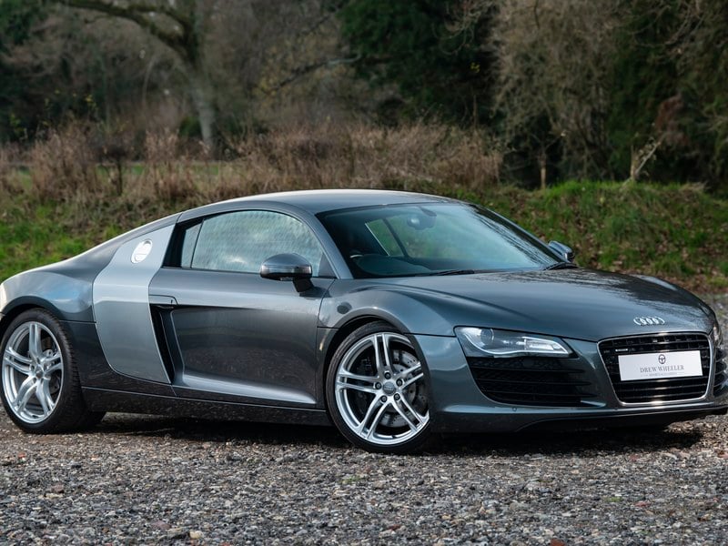 Excellent Audi R8 4.2 FSI Coupe