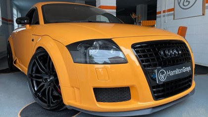 2004 (04) Audi TT 'Exclusive' 3.2 DSG quattro. Papaya Orange