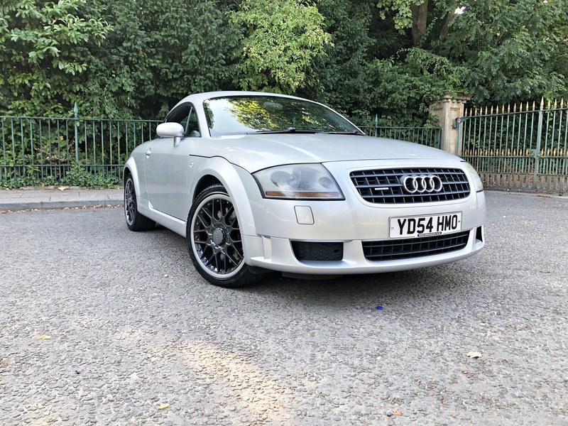 2004 AUDI TT 3.2 QUATTRO. MANUAL