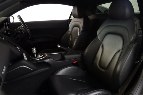2013 AUDI R8 V8 QUATTRO 2DR S-TRONIC In vendita