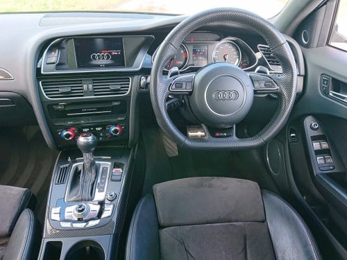 2014 Audi RS4 - 6