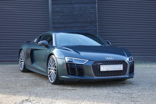 2016 Audi R8 5.2 V10 Plus Coupe S-Tronic Quattro (35,000 miles) VENDUTO