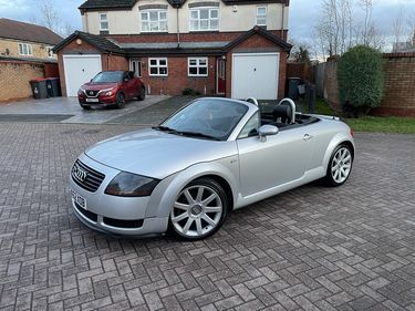Picture of Audi TT 180bhp*Quattro*BOSE*18” Alloys*Full Leather*Serviced