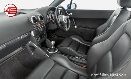 2004 Audi TT - 8