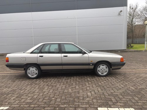 1989 Audi 100 E Auto