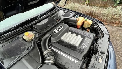 Audi A8 3.7 Quattro Sport Auto