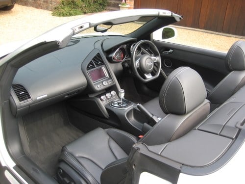 2012 Audi R8 Spyder - 5
