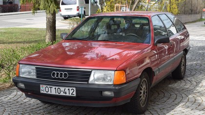 Audi 100 Avant Historical vehicle