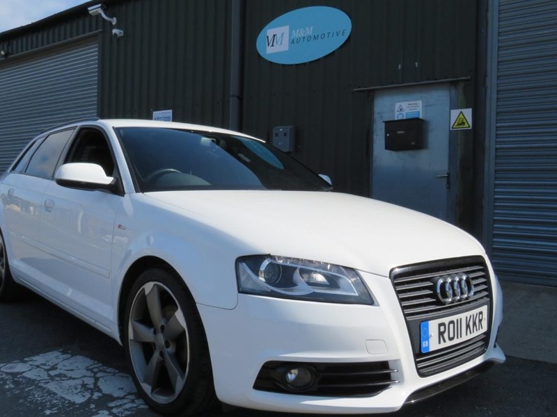 2011 (11) Audi A3 2.0 TDI BLACK EDITION STOP START