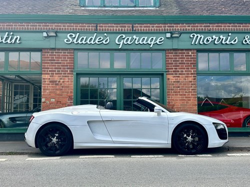 2010 Audi R8 5.2L SPYDER V10 QUATTRO For Sale