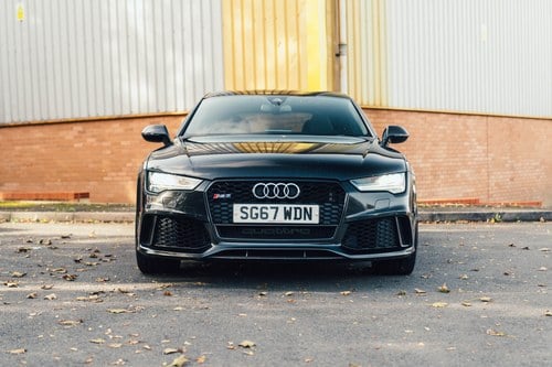 2017 AUDI RS7 PERFORMANCE,HEAD GASKET FAILURE,HENCE BARGAIN À venda
