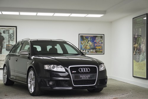 2007 AUDI RS4 4.2 V8 AVANT 4DR MANUAL A vendre