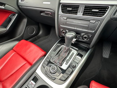 2010 Audi S5 - 8