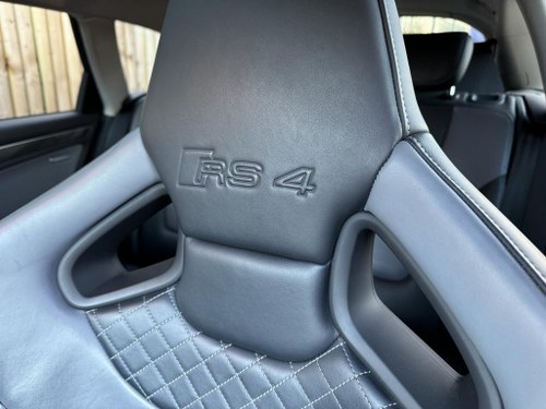 2015 Audi RS4 - 9