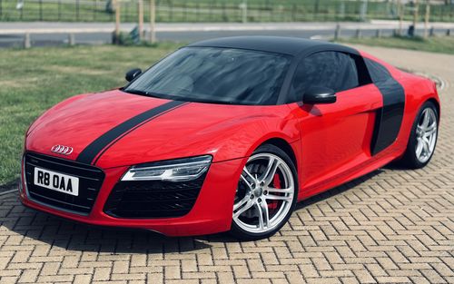 2013 Audi R8 V10 5.2 FSI S Tronic - Cheapest on the market (picture 1 of 17)