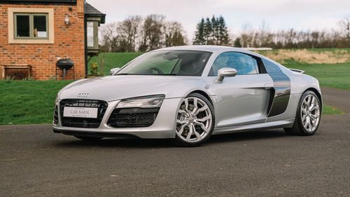Picture of 2014 Audi R8 V10 S-Tronic - For Sale