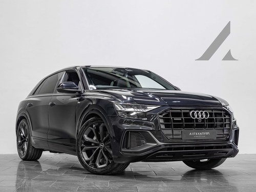 2021 Audi Q8 S Line Black Edition 55 TFSI Kaufen Bei