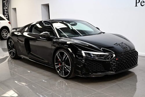 2021 AUDI R8 5.2 FSI V10 Performance Carbon Black S Tronic q For Sale