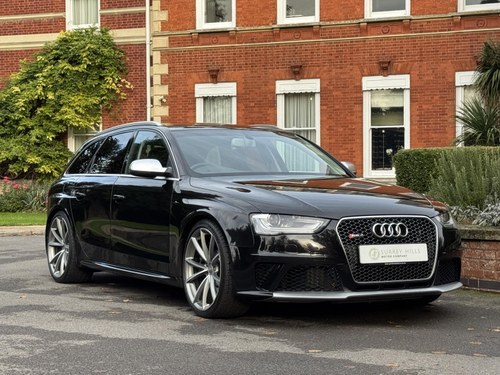 2015 Audi RS4 Avant 4.2 FSI V8 Estate 5dr Petrol S Tronic quattro Kaufen Bei
