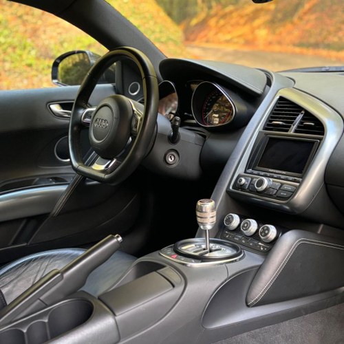 AUDI R8 V10 BVM - 2009 For Sale