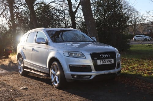 2007 AUDI Q7 3.0 TDI Quattro S Line 5dr Tip Auto + Huge Spec For Sale