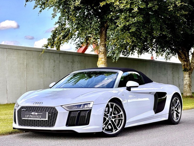 Audio R8 White 2009 Audi R8 Spyder White Manual, 6 speed Left Hand Drive in Lecco, LC ...