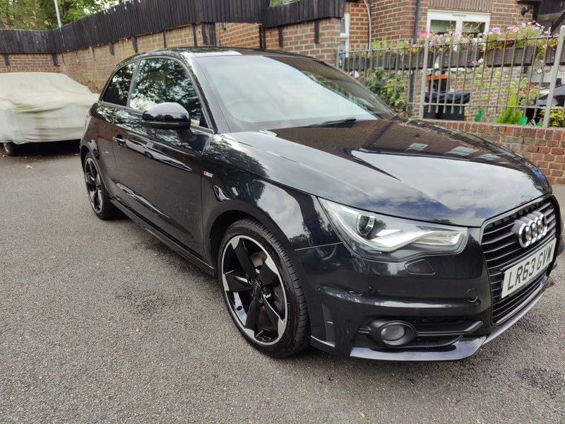 2013 Audi A1 - 1 2013 Audi A1 - 1