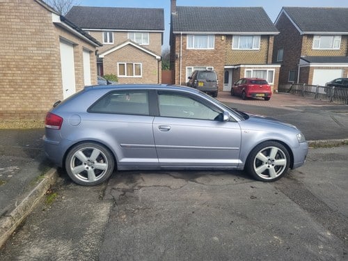 2004 Audi 3.2 Quattro