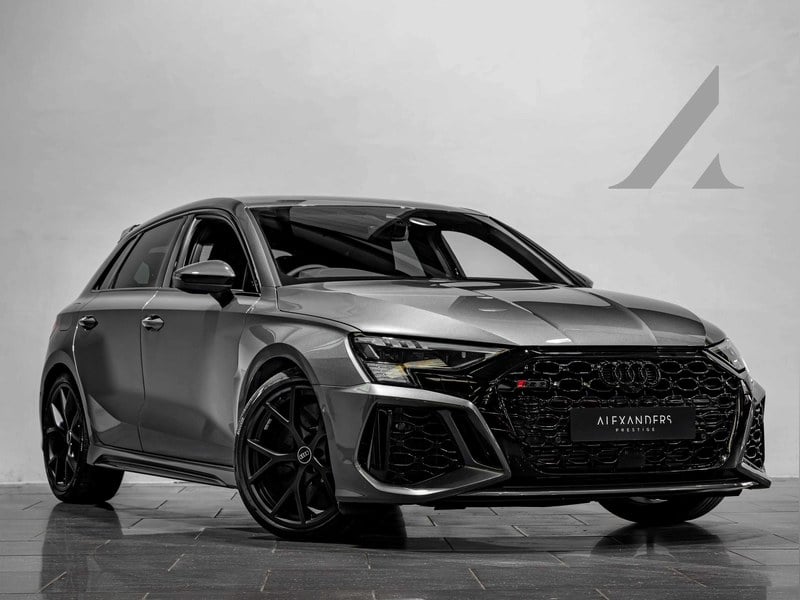 Audi RS3 Carbon Black