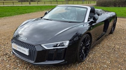 Audi R8 Spyder V10