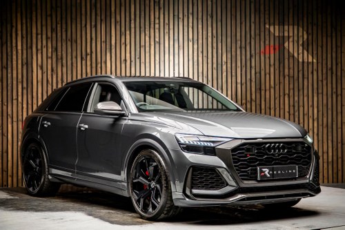 2022 Audi RSQ8 4.0 TFSI V8 Carbon Black Tiptronic quattro Eu Te koop