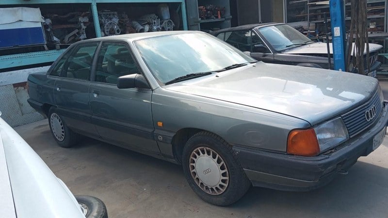 1989 Audi 100 - 1 1989 Audi 100 - 1