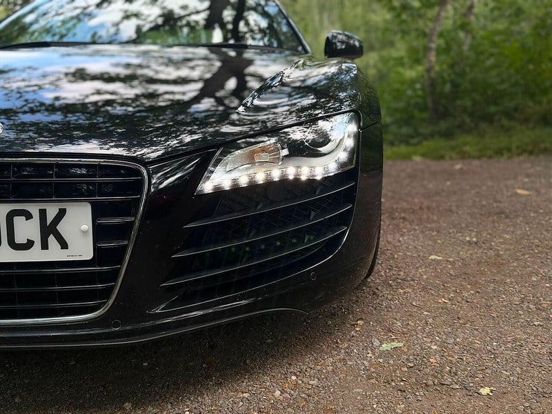2008 Audi R8 - 2 2008 Audi R8 - 2
