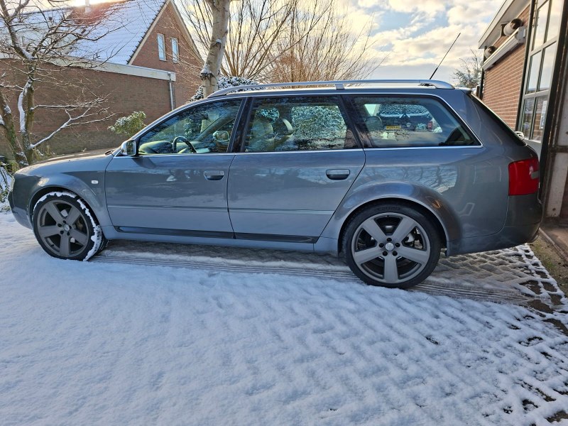 2000 Audi S6 - 1 2000 Audi S6 - 1