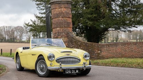 Picture of 1961 Austin Healey 3000 MkII UK Tri Carb w. Rare Centre Change! - For Sale