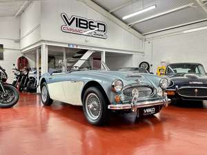 1967 Austin Healey 3000 MK111 Phase2 BJ8 // Extensive Restoration (picture 1 of 24)