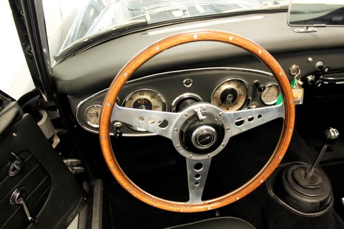 1963 Austin Healey 3000 - 9