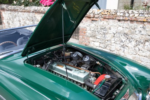 1966 Austin Healey 3000 - 9