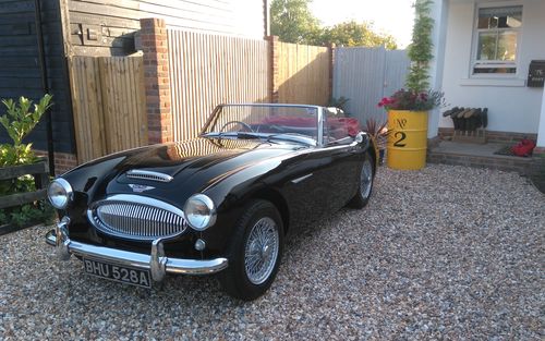 1963 Austin Healey 3000 (picture 1 of 22)