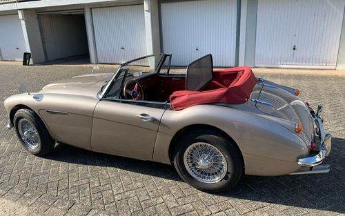 1967 Austin Healey 3000 (picture 1 of 8)