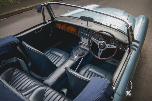 1965 Austin Healey 3000 - 9