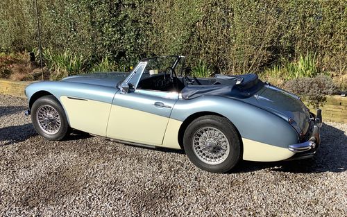1963 Austin Healey 3000 Mark 2 (picture 1 of 14)