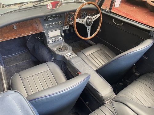 1964 Austin Healey 3000 - 9