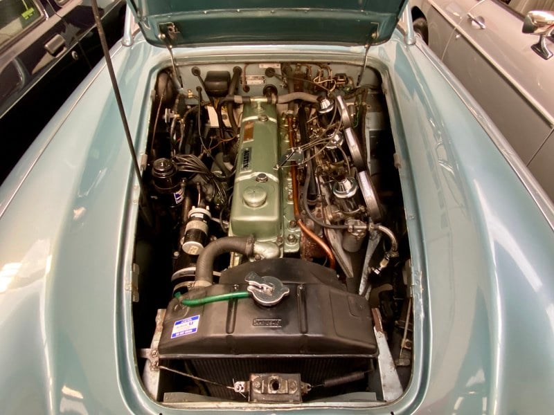 1961 Austin Healey 3000 - 7
