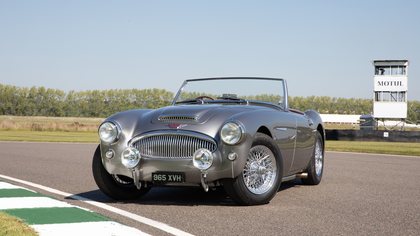 Austin Healey 3000 MkII Two-Seater | 215 HP New RM Resto