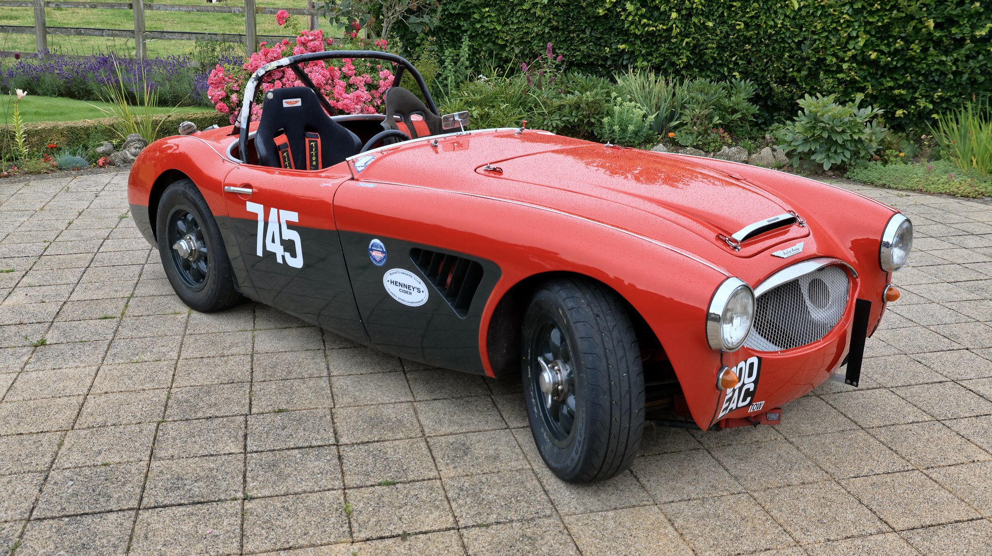 Iconic Austin Healey 100/6 3.0L Road Legal Race Ca, foto 1