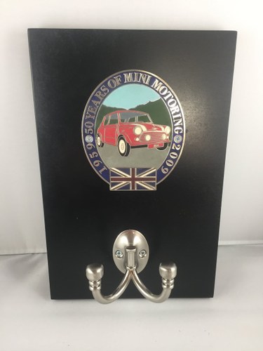 Mini Motoring Key Holder In vendita