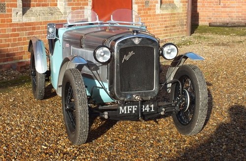 1934 A very good Ulster replica with lots of A7 performance bits! In vendita