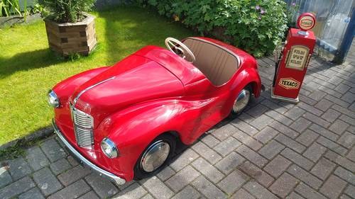 1950 INCREDIBLY RARE - Austin J40 Roadster Pedal Car VENDUTO