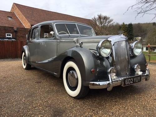 FEBRUARY AUCTION. 1952 Austin Sheerline 125 Limousine Till salu på auktion